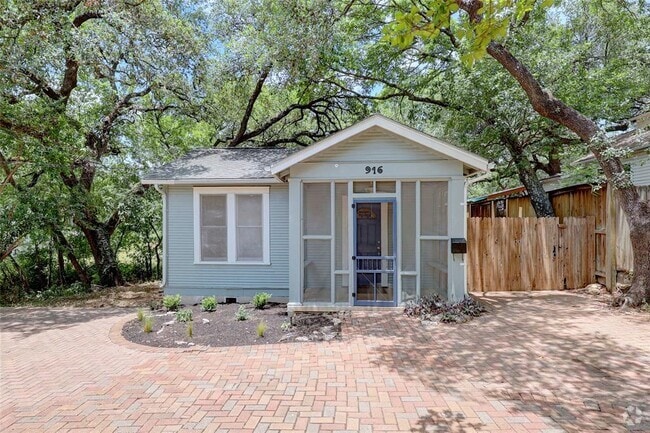 Building Photo - 916 S 5th St Rental