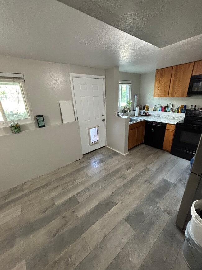 Photo - 5936 S 2550 W