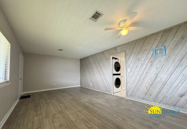 Photo - Renovated Waterfront Condo in Fort Walton ... Unit B-9