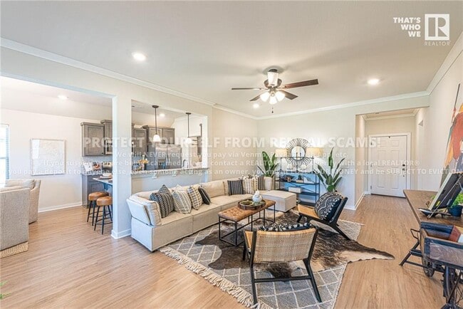 Photo - 347 W Tyler Rd