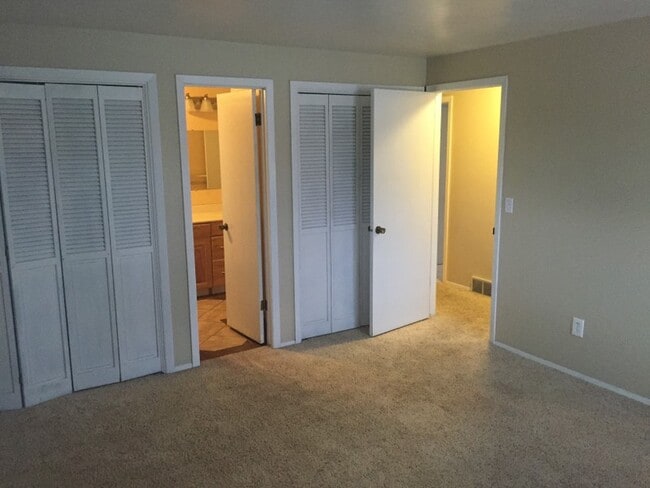 Photo - 321 N Ponderosa Dr