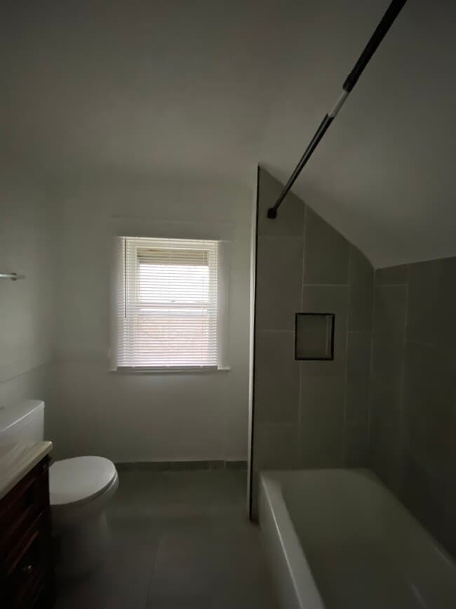 Photo - 3810 Vermont Ave Unit 2