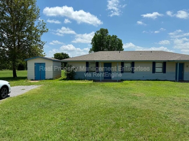 Photo - 1803 Sandrock Rd