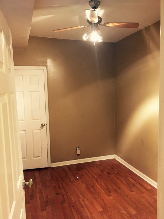 Photo - 7134 S University Ave Unidad 2