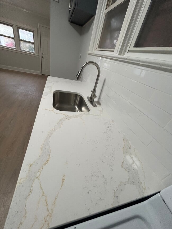 Photo - 243 Smith St Unidad 2