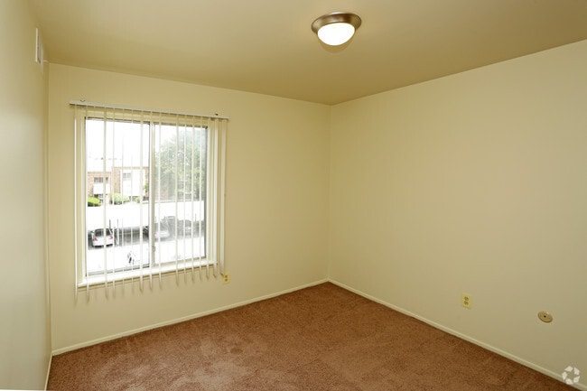 2BR, 2BA