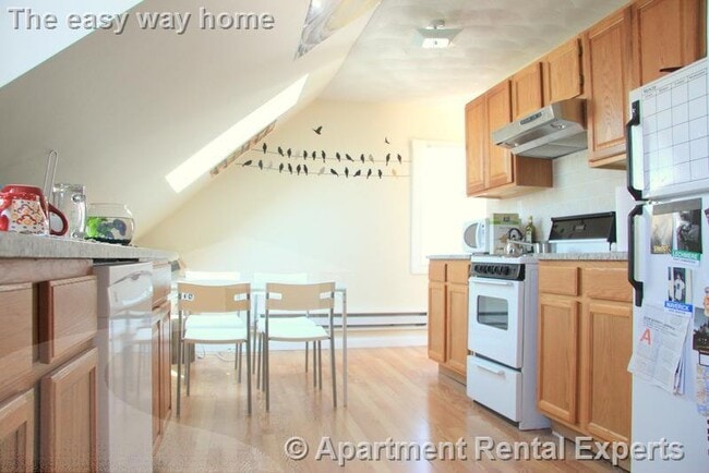 Photo - 1105 Cambridge St Unit #3