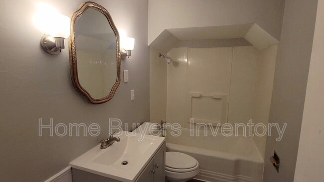 Photo - 236 Hilton Ave