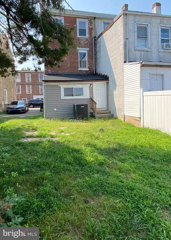 Photo - 220 Pearl St