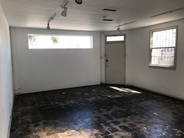 Photo - 5422 W Washington Blvd Unit Washington Work Live Space