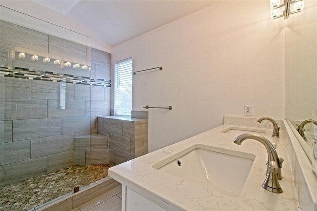 Photo - 13421 Tossa Ln