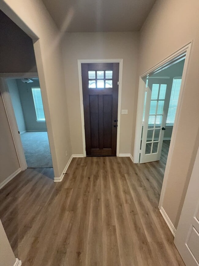 117 Aberdeen Dr