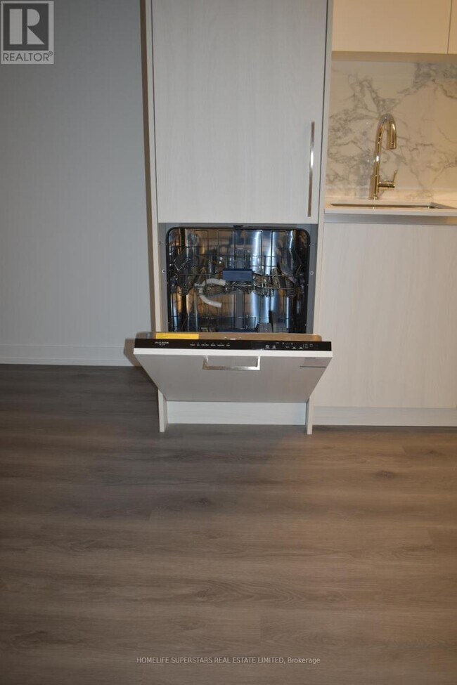 Photo - 225 Commerce St Unit 610