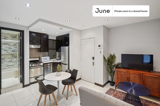 Photo - Room in Shared 4 bed/1 bath home Unidad D