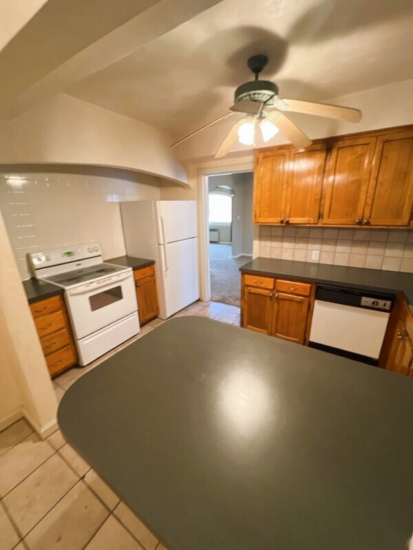 Photo - 137 N Tremont St