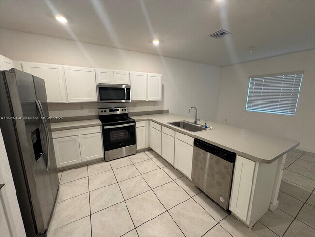 Photo - 1780 SE 9th Ave