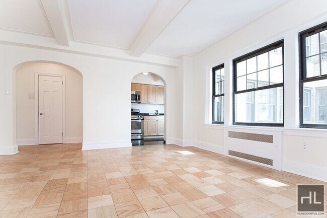 Building Photo - PERFECT Christopher St Studio - WON'T LAST!!! Rental