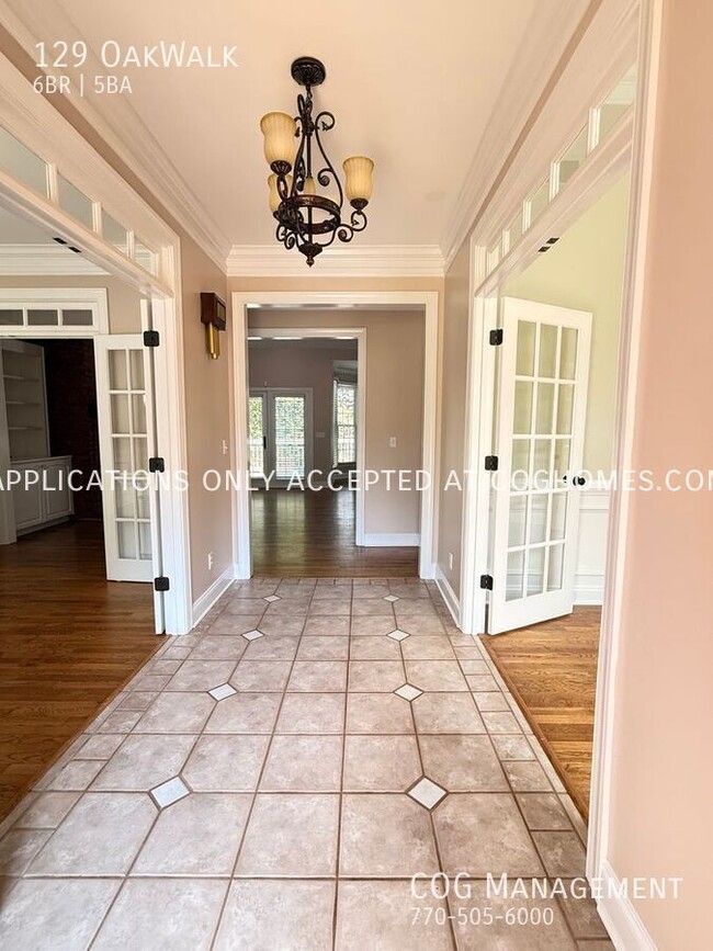 Photo - 129 OakWalk-