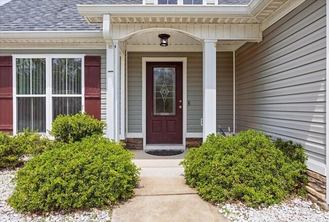 Photo - 2121 Grv Lndg Wy