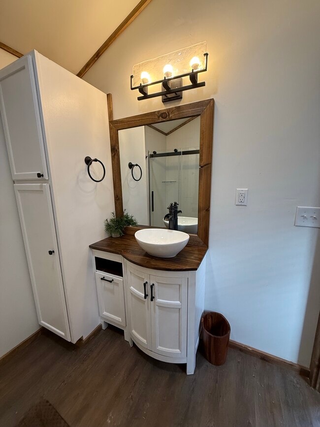 Photo - 1118 US-221A Hwy