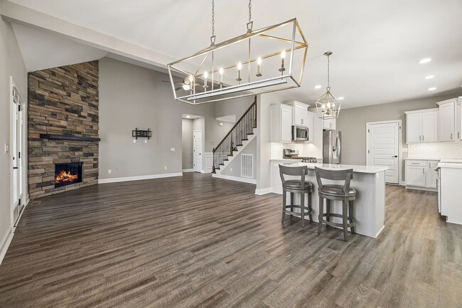 Photo - 1082 Wittys Way