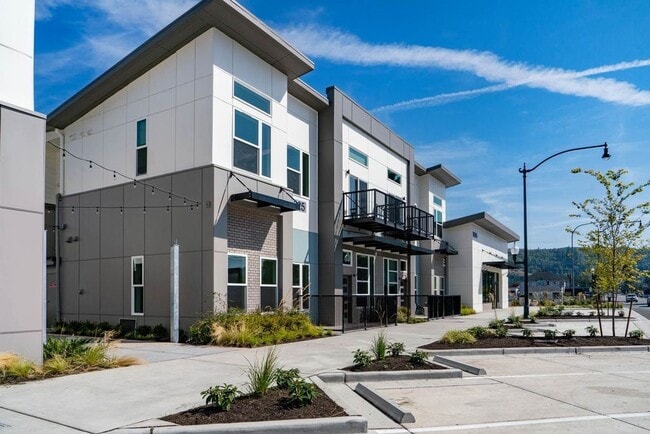 Building Photo - The Main Apartments