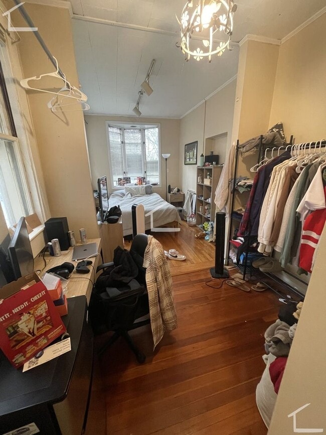 Photo - Charming 4-Bedroom -No Broker Fee