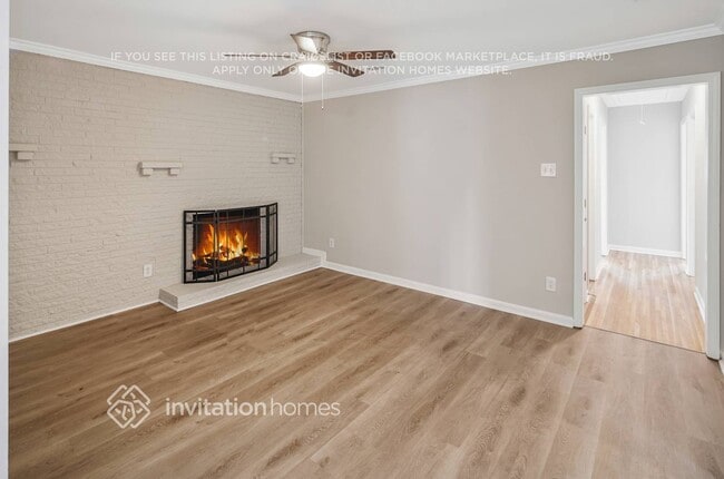 Photo - 5917 Olinda St