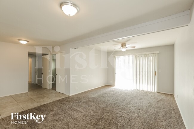 Photo - 9631 N 35th Dr