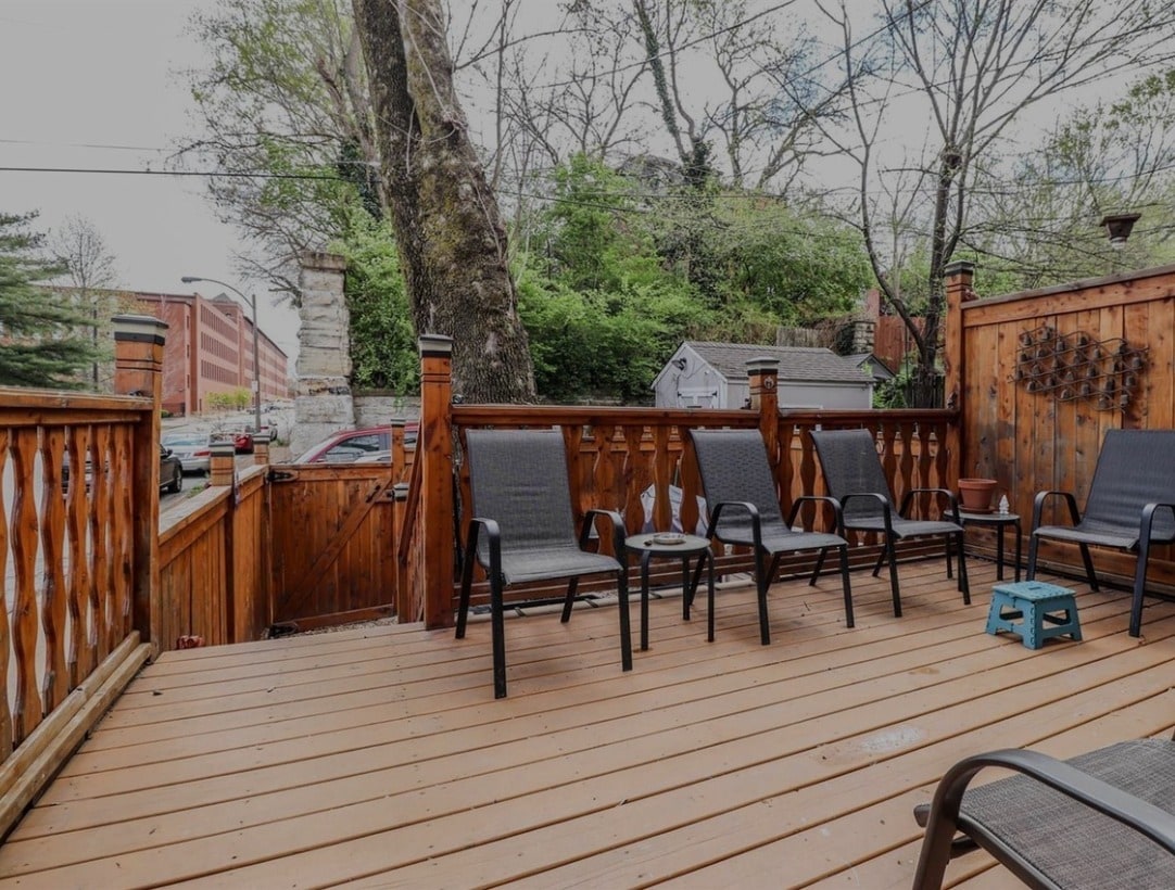 Photo - 1200 MacKay Pl