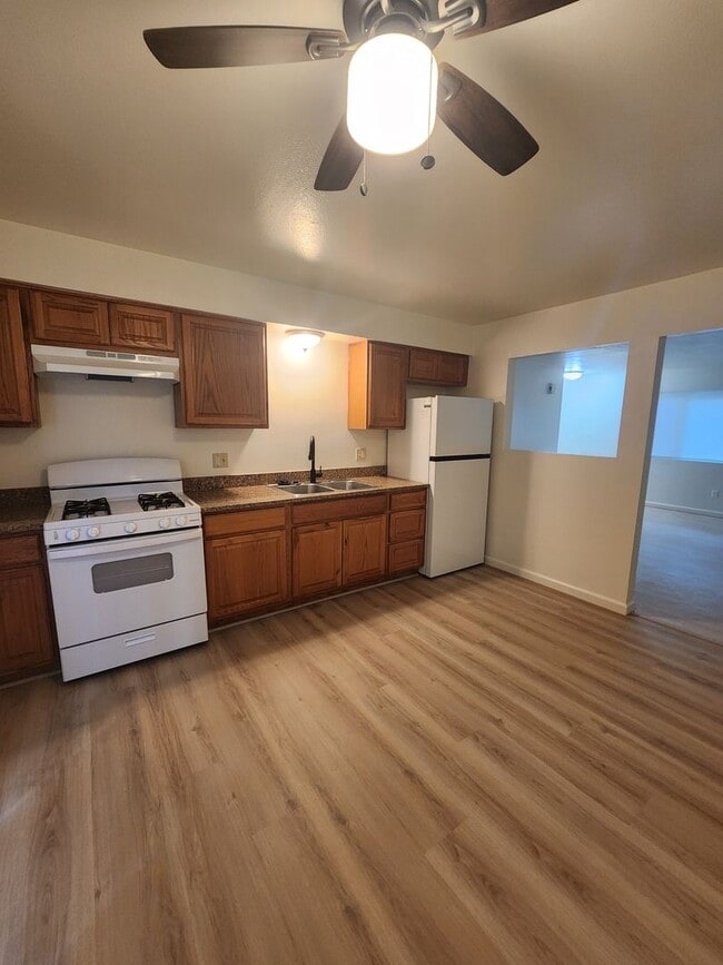 749 Longbranch Ave Unidad A