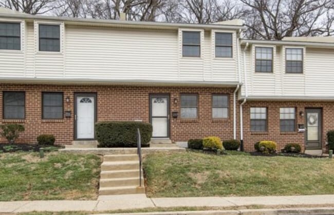 Photo - 249 Holly Dr