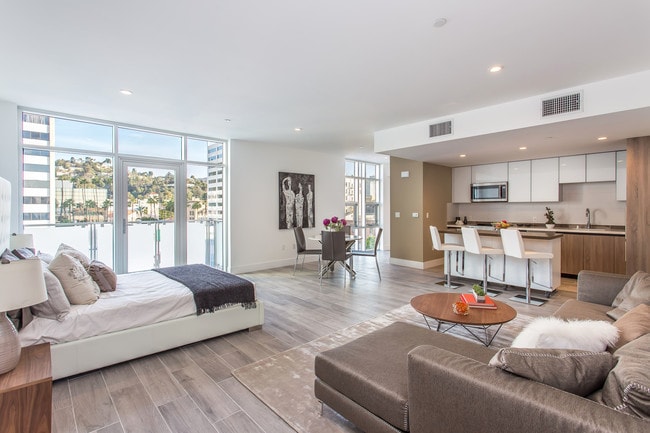 The Lofts on La Brea