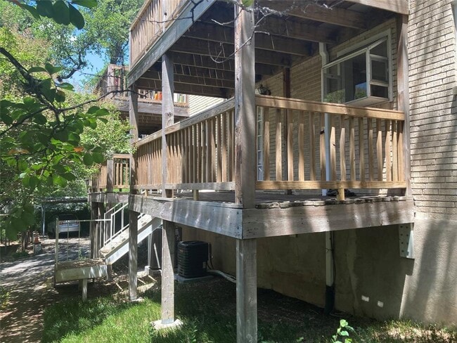 Photo - 912 E 32nd St Unit 101