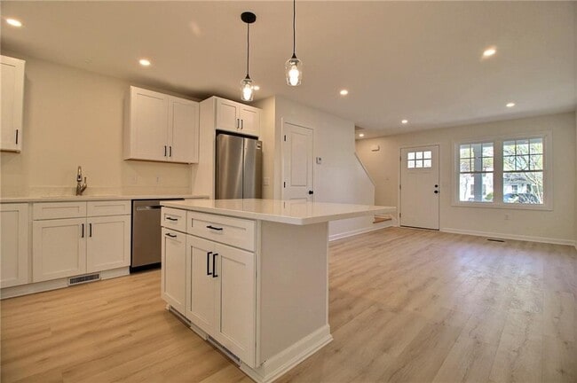 Photo - 1 Cottage St