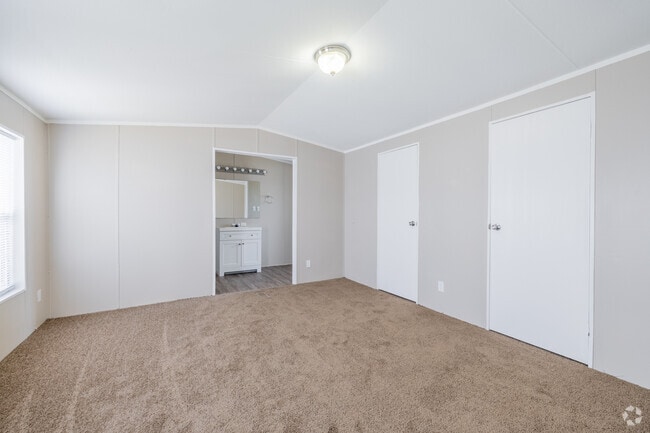 3BR, 2AB - 1,216SF - Bedroom - The Breakers