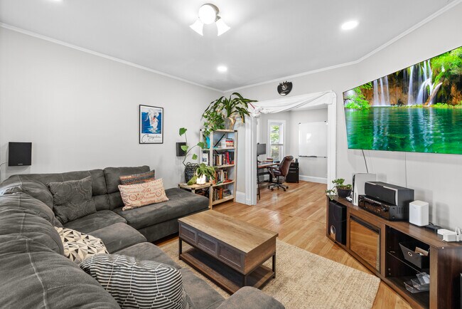 Photo - 57 Grove St Unidad 57