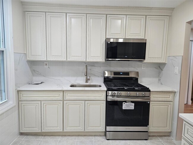 Photo - 1222 Simpson St Apartment