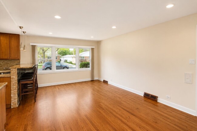Photo - 9311 Latrobe Ave