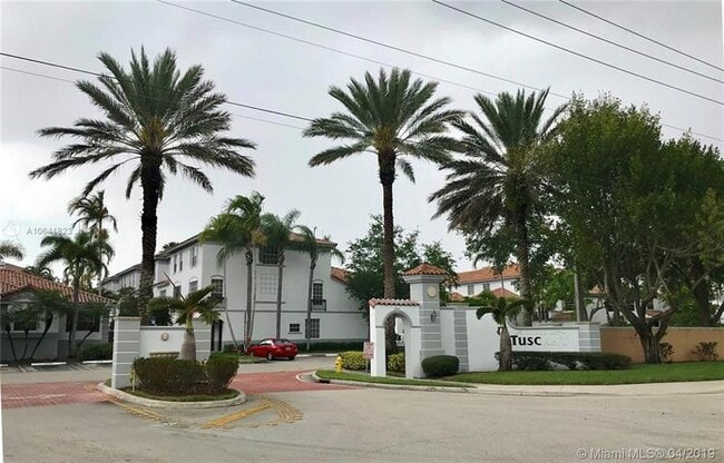 Building Photo - 705 SW 148th Ave Unit 202 Rental