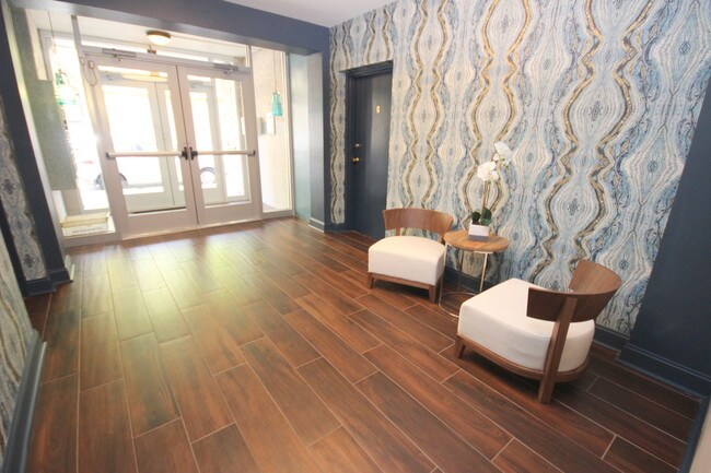 Photo - HIGHLAND MANOR APARTMENTS -- 020