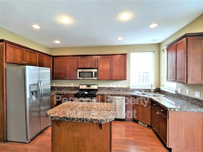 Photo - 10405 NE 98th Ave