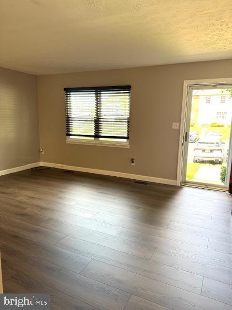 Building Photo - 1296 Holmespun Dr Rental