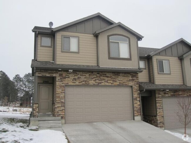 Building Photo - Beautiful Layton Townhome for Rent