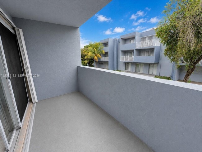 Photo - 9371 Fontainebleau Blvd Unit I205