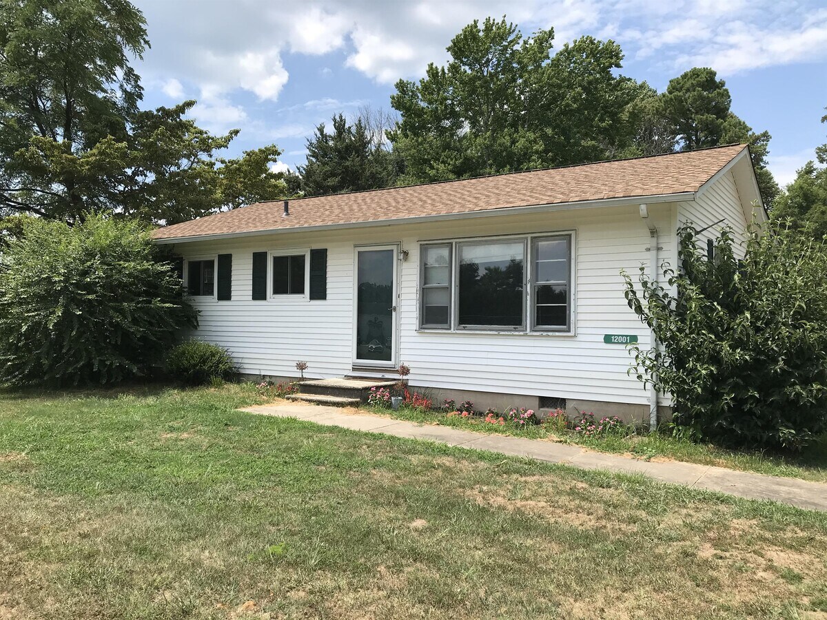 Photo - 12001 Ridge Rd House