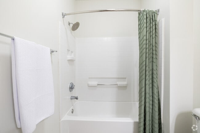 3BR, 2BA - 1,358SF - Bathroom