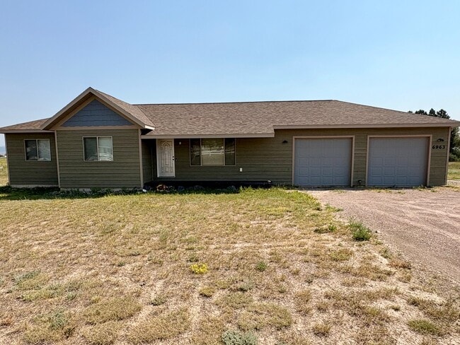 Building Photo - 6963 Green Meadow Dr