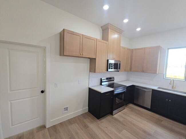 Photo - 7956 Bonaire St Unit 7956 Bonaire St -  B