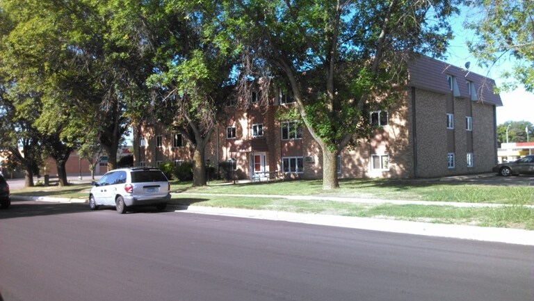 Photo - 1124 2nd St SE